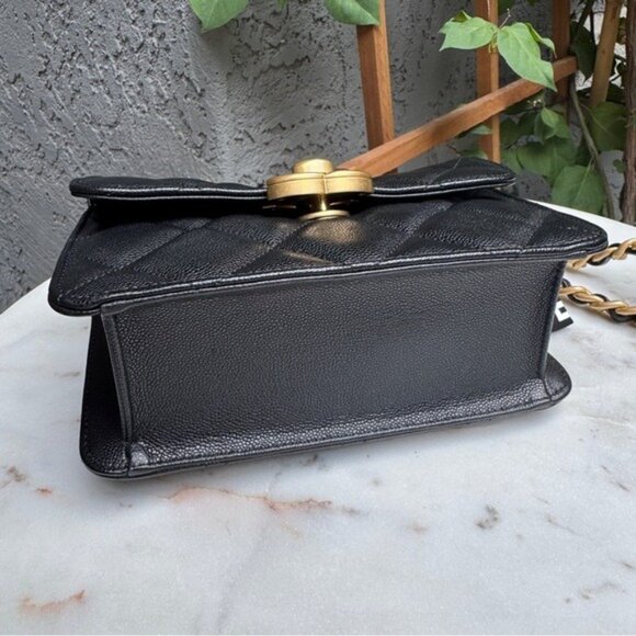 Chanel Shiny Caviar Quilted Small Single Flap - Picture 13 of 15